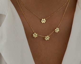 Paw Print Name Necklace, Personalized Tiny Dog Paw Necklace, Minimalist Paw Necklace, Animal Necklace, Pet Necklace, Personalized Necklace