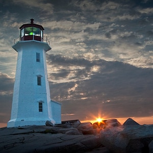 Peggy&#39;s Cove Lighthouse Sunrise: Nova Scotia Seascape Photograph