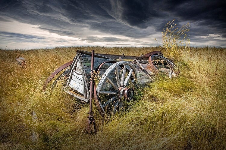 Prairie Landscape Photograph: South Dakota Pioneer Wagon Relic - Etsy
