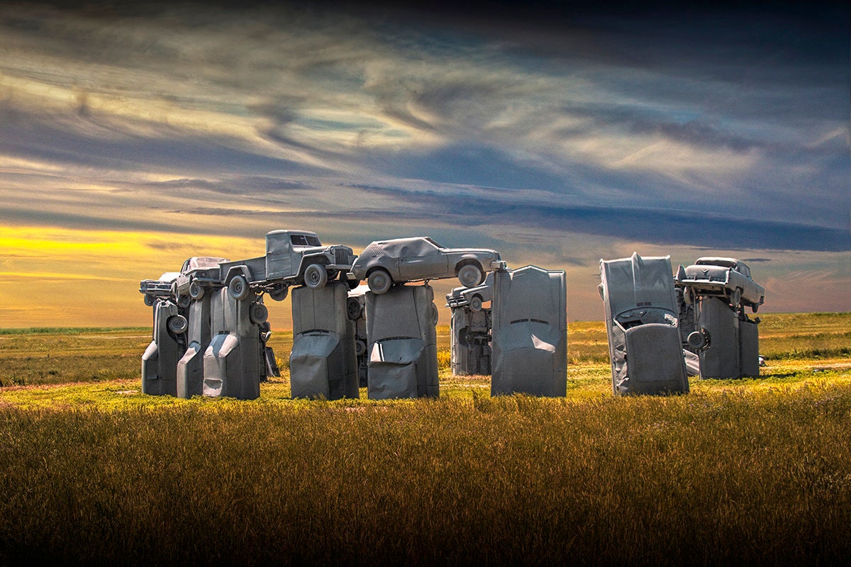 Wanddekoration Foto von Carhenge in der Allianz Nebraska bei Sonnenuntergang  nach dem Vorbild Englands Stonehenge, inspiriert von Cadillac Ranch, Auto  Landscape - Etsy Österreich