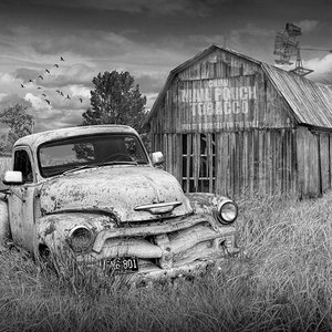 Mail Pouch Tobacco Barn With Abandoned Red Pickup in a Rural Country ...
