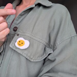 Sunny Side Up Pin and Breakfast Earrings Set: Small Felt Breakfast Brooch, Foodie Gift