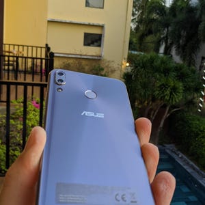Asus Zenfone 5z ZS620KL ZS621KL flagship PWM-free OIS Dts:X brand-new compact eye-health flicker-free low blue-light Super IPS display rare