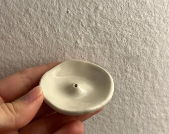 Pequeño porta incienso hecho a mano / Quemador de incienso / Decoración de cerámica