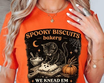 Camiseta de Halloween con diseño de gato de la panadería Spooky Biscuits, regalo adorable de un panadero con forma de gato negro, camiseta gráfica de otoño.