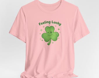 幸運を呼ぶシャムロックTシャツ | 幸運のエネルギーシャツ、幸運の雰囲気デザイン