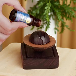 Wooden Essential Oil Diffuser, Passive Aroma Diffuser for Desk, Room or Car, No Heat, No Power, Zen Natural Scent Dispenser Gift