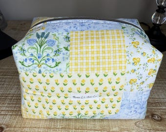 Cosmetic Makeup Bag – Handmade Zipper Pouch for Travel, Toiletries & Beauty Essentials – Small Makeup Organizer Gift for Her - Beauty Bag