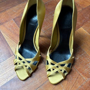 Vintage Christian Dior crystal embellished yellow silk high-heeled shoes size 39, good condition