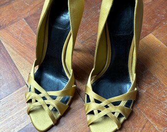 Vintage Christian Dior crystal embellished yellow silk high-heeled shoes size 39, good condition