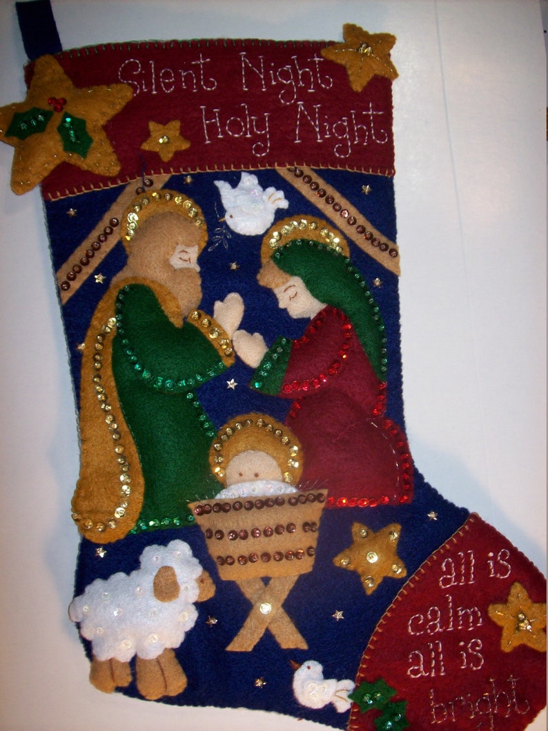 Bucilla18 Felt Stocking THE FINISHING TOUCH Santa/'s Helpers Elf/'s and Snowman