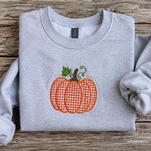 Pumpkin Applique Sweatshirt, Heather Gray Fall Crewneck, Orange Gingham Lace Pumpkin Shirt, Adult Autumn Sweatshirt