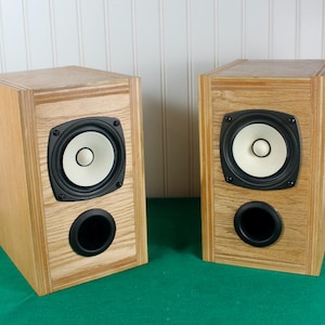 Faro Series | Handmade Oak Veneer Full-Range Speakers | Fostex FE103NV2 Drivers | Hi-Fi Bookshelf Monitors
