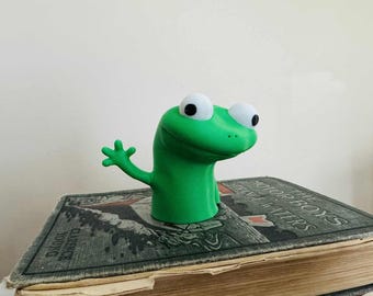 Figura de meme de lagarto impresa en 3D: un compañero de escritorio viral de TikTok