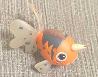 金魚の置物チャーム オレンジ 日本製