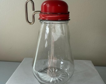 Picadora de queso y nueces Vintage Federal Tool Corp Chicago con tarro de vidrio, lista para usar.