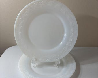Mckee French Ivory Laurel Vaseline Dinner Plate 8 5/8" Set of 2