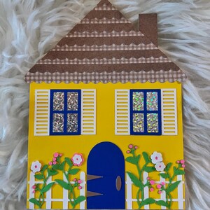 Cartão de felicitações feito à mão. Cartão para casa nova. Cartão em branco. Cor personalizada da casa. Envelope branco incluso.