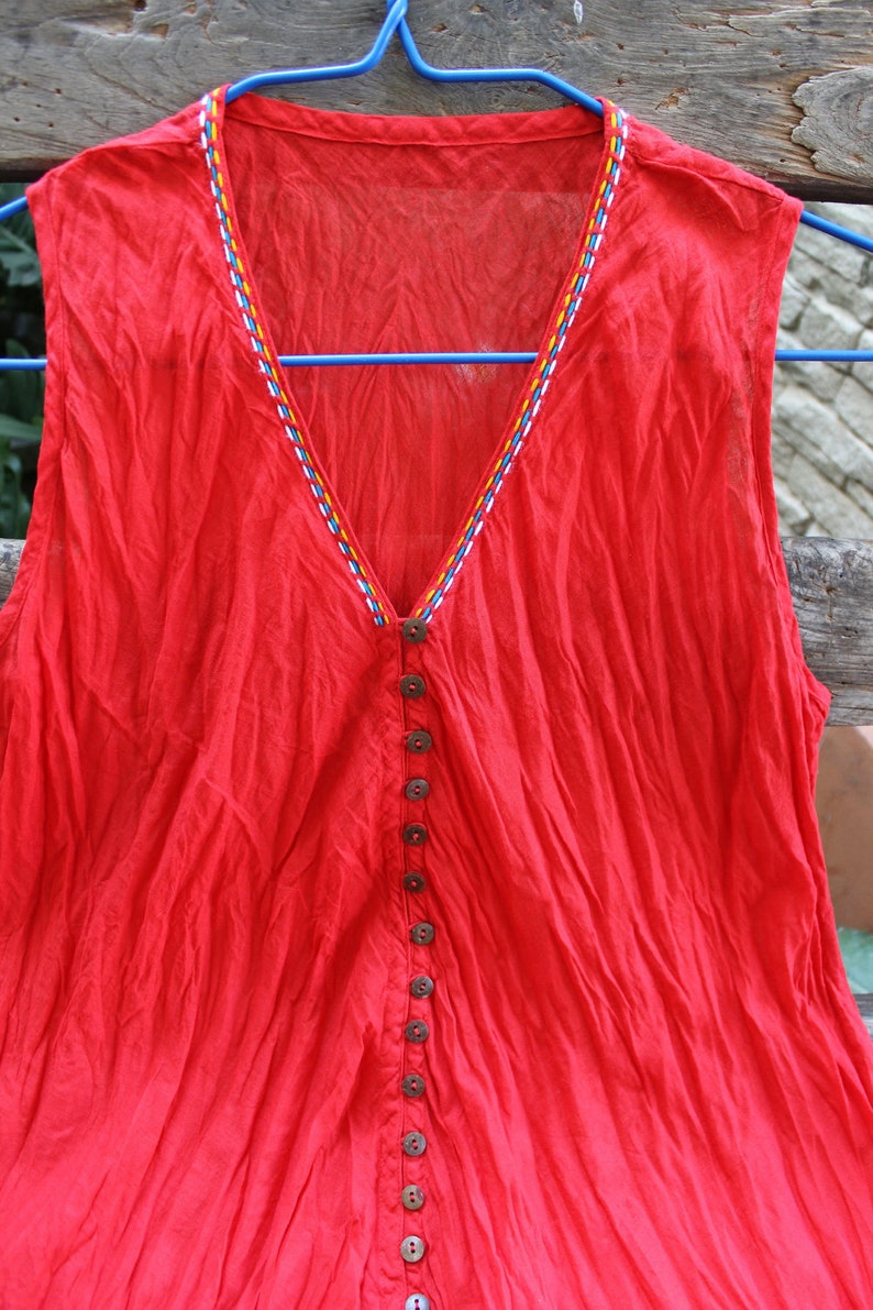 Comfy Roomy V Sleeveless Top Red
