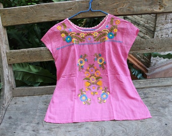 M-L Bohemian Embroidered Top - Pink