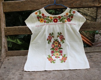 M-L Bohemian Embroidered Top - Ivory 1