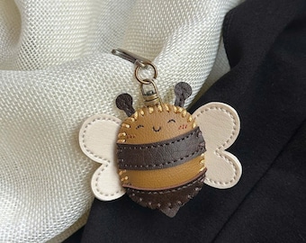 Bumble Bee Keychain, Bee Bag Charm, Kawaii Leather Keychain, Bee Lover Gift, Purse Charm, Cute Insect Keyring, Gift For Her, Bag Charm Gift