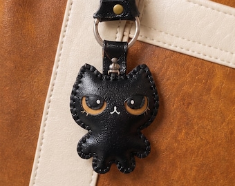 Black Cat Leather Keychain – Cute Cat Bag Charm, Handmade Leather Accessory, Leather Kitty Charm, Gift for Cat Lovers, Cat Bag Charm