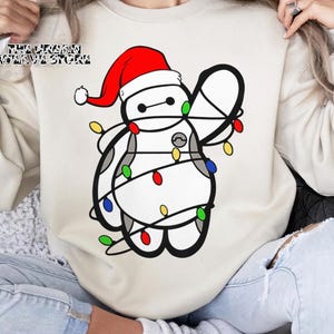 Camiseta navideña Disney Baymax Big Hero 6, camiseta con luz Baymax Falalala, Feliz Navidad, sudadera de cumpleaños, sudadera con capucha para viaje familiar a Disneyland