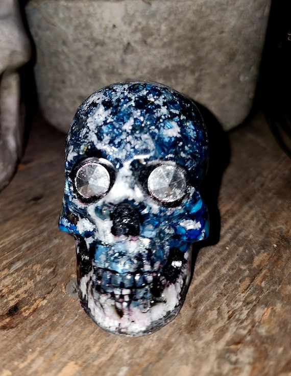 resin skull