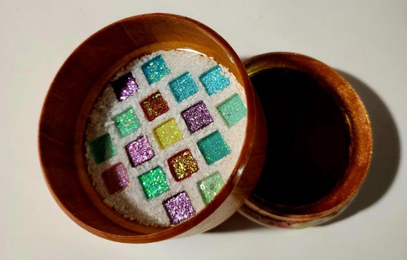 wood and resin jewelry box
