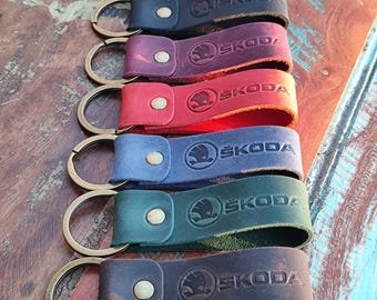 Chaveiro de couro personalizado SKODA | Chaveiro feito à mão | Iniciais personalizadas | Presente para motoristas