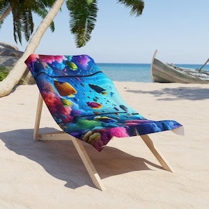 Vibrant Ocean Fish Beach Towel: Colorful Summer Pool Accessory