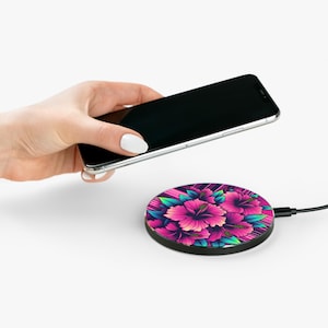 Floral Wireless Charger: Hibiscus Design - Fast Charging Pad