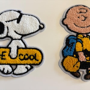 Extra grote geborduurde patch - Peanuts Snoopy *Alleen opnaaien