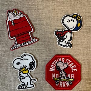 Parches bordados de Snoopy de Peanuts *Para planchar o coser
