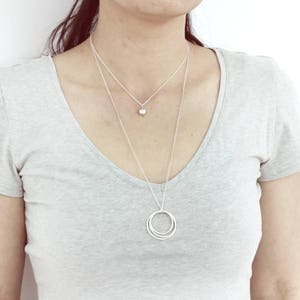 Ready to ship, Three circle sterling silver minimalist necklace, Tri-circle pendant long necklace image 7