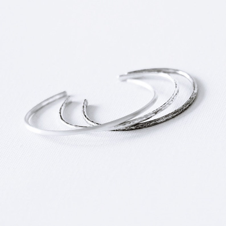 Minimalist Sterling Silver Cuff Bracelet, Modern silver bracelet, simple matt cuff zdjęcie 1