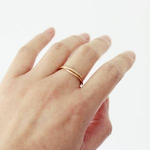 9ct Gold Interlocking ring, gold slim rings, rolling rings, rose gold interlocking ring image 5