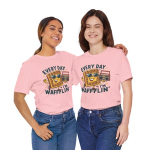 Every Day Im Wafflin T-Shirt | Funny Hip-Hop Waffle Graphic Tee | Unisex Foodie Shirt | Dancing Waffle Brunch Party Gift afbeelding 1
