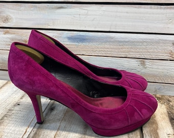 Vintage Neun West Pink Wildleder Y2K Plateau Pumps Runde Zehe Stiletto Heels 8