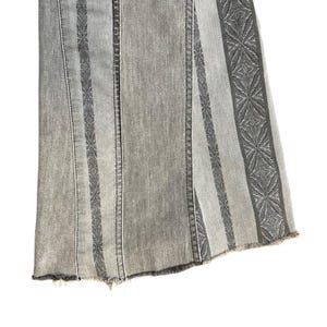 Free People Gray Embroidered Flare Jeans Low Rise Y2K Boho Festival XL image 4