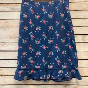 Liz Claiborne Blue Tencel Floral Rose Ruffle Hem Midi Skirt Cottagecore Size 10 image 6