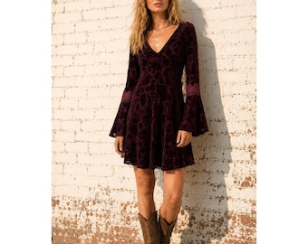 Vintage Spense Burgundy Velvet Burnout Dress Bell Sleeve Romantic Boho 12