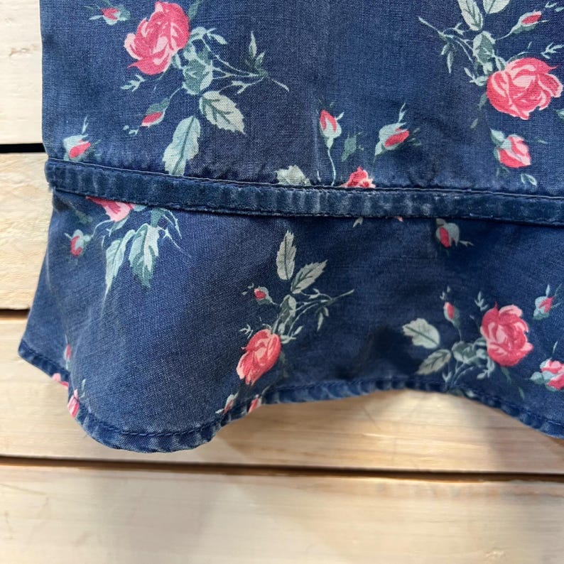 Liz Claiborne Blue Tencel Floral Rose Ruffle Hem Midi Skirt Cottagecore Size 10 image 5