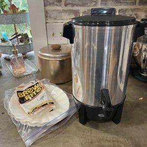 Vintage West Bend 12 to 30 Cup Automatic Coffee Maker Percolator # 11838