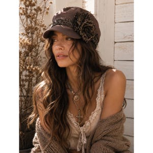 Scala Cap - Etsy display picture 2