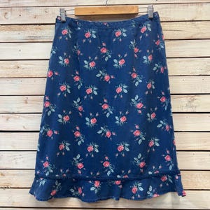 Liz Claiborne Blue Tencel Floral Rose Ruffle Hem Midi Skirt Cottagecore Size 10 image 2