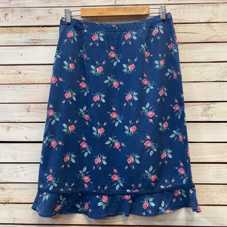 Liz Claiborne Blue Tencel Floral Rose Ruffle Hem Midi Skirt Cottagecore Size 10 image 2