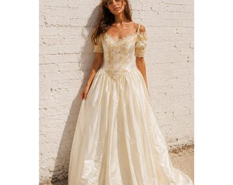 Abito da sposa vintage Jessica McClintock anni '80 stile principessa con fiocco sulla schiena e strascico a cattedrale S