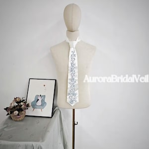 Handmade Lace Flower Leaf Wedding Tie, Romantic Floral Lace Neck Tie, Elegant Groom Lace Tie, Groomsmen Gift, Wedding Accessories, Man Tie